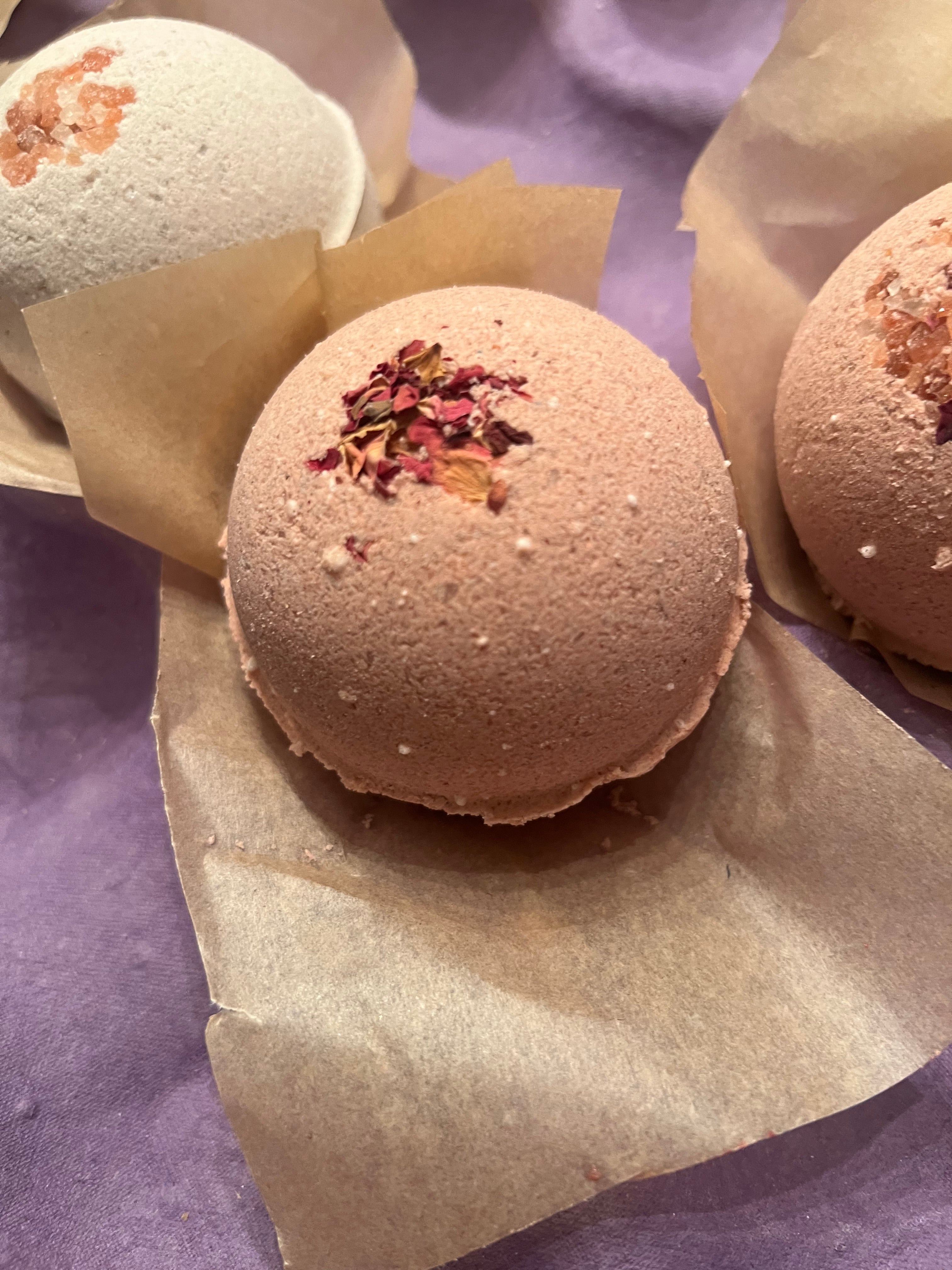 Japanese Cherry Blossom Clay & Mineral Bat Bomb