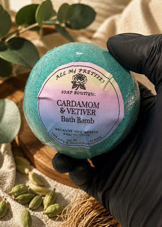 Cardamom & Vetiver Mineral Bath Bomb
